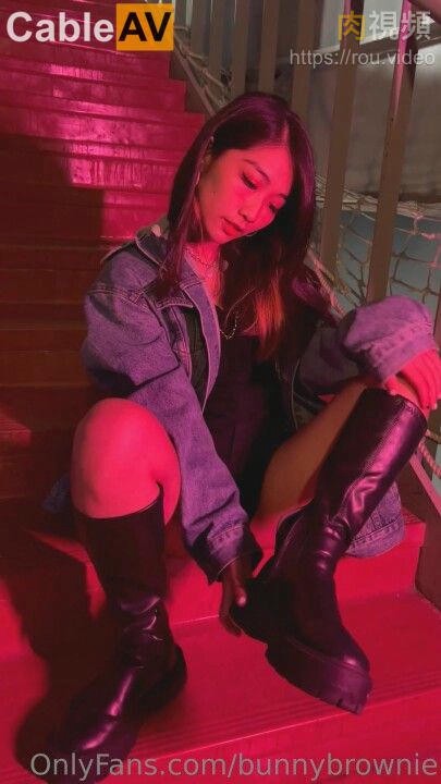 台湾反差婊Bunny付费大尺私拍 Part 2