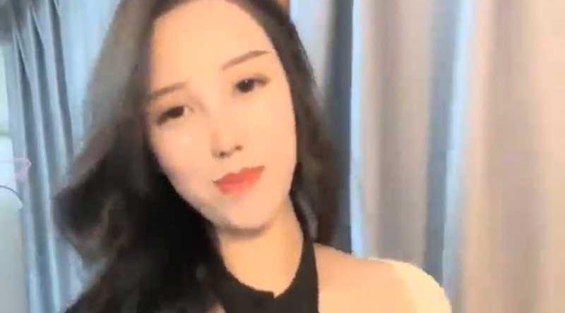 爆乳人妻少妇 178大宝贝 密码房性爱直播合集 极品尤物全裸露出 深情口交吃鸡啪啪！